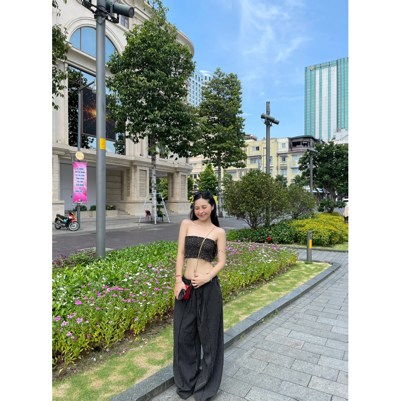 Quần dài linen ống rộng kẻ sọc Remmus cho nữ | BigBuy360 - bigbuy360.vn