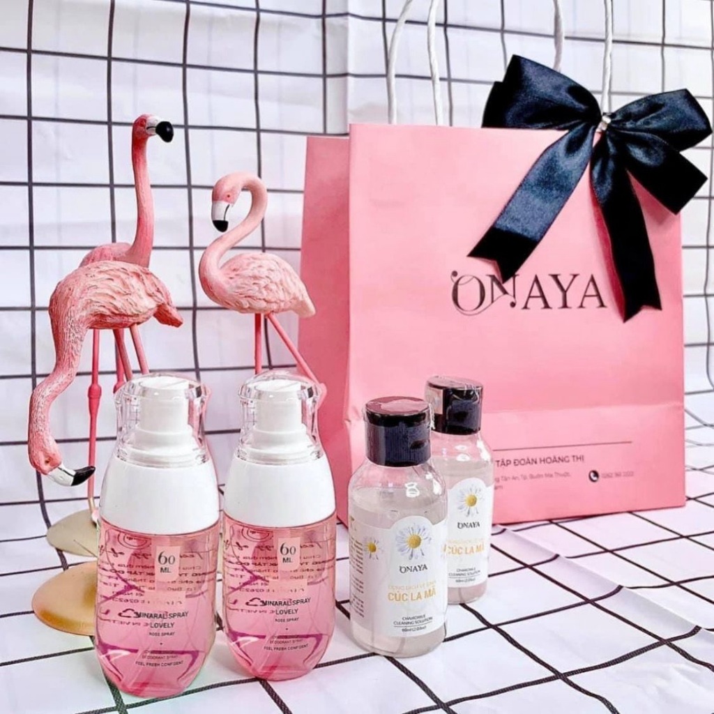 [MUA 2 ĐƯỢC 4] Combo 2 Xịt khoáng vùng kín Onaya hương nước hoa + 2 Dung dịch vệ sinh cúc la mã