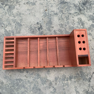 Khay gỗ đựng tông đơ và đồ nghề làm tóc