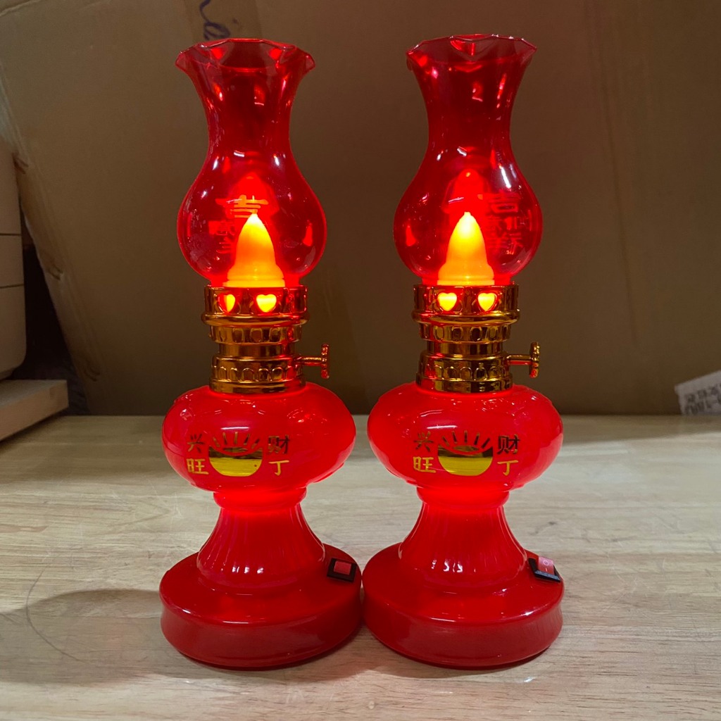 Đèn dầu chạy pin có công tắc cao 21cm ( Kèm cặp pin ) – Bóng LED