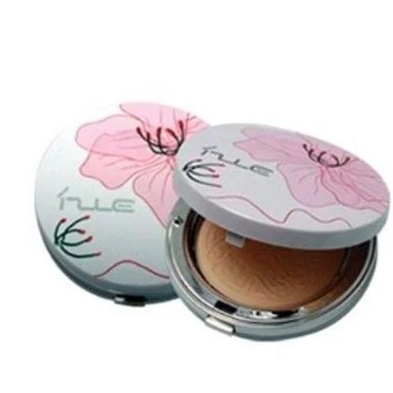 Phấn Phủ Izle Blooming Two Way Cake siêu mịn, bám bền lâu