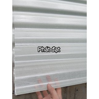 (khổ tôn rộng 1.05m x dài 1m dày 8dem) được làm từ sợi thủy tinh tôn nhựa caro lấy sáng,dùng để che mái nhà,che nắng mưa