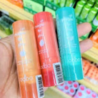 1 Son Dưỡng Môi Odbo Collagen Magic Lip Balm