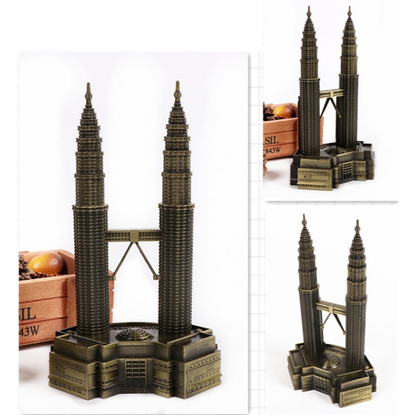 Mô hình tháp đôi Petronas cao 18cm