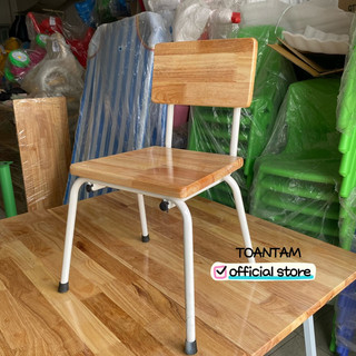 Ghế gỗ chân sắt cho trẻ em