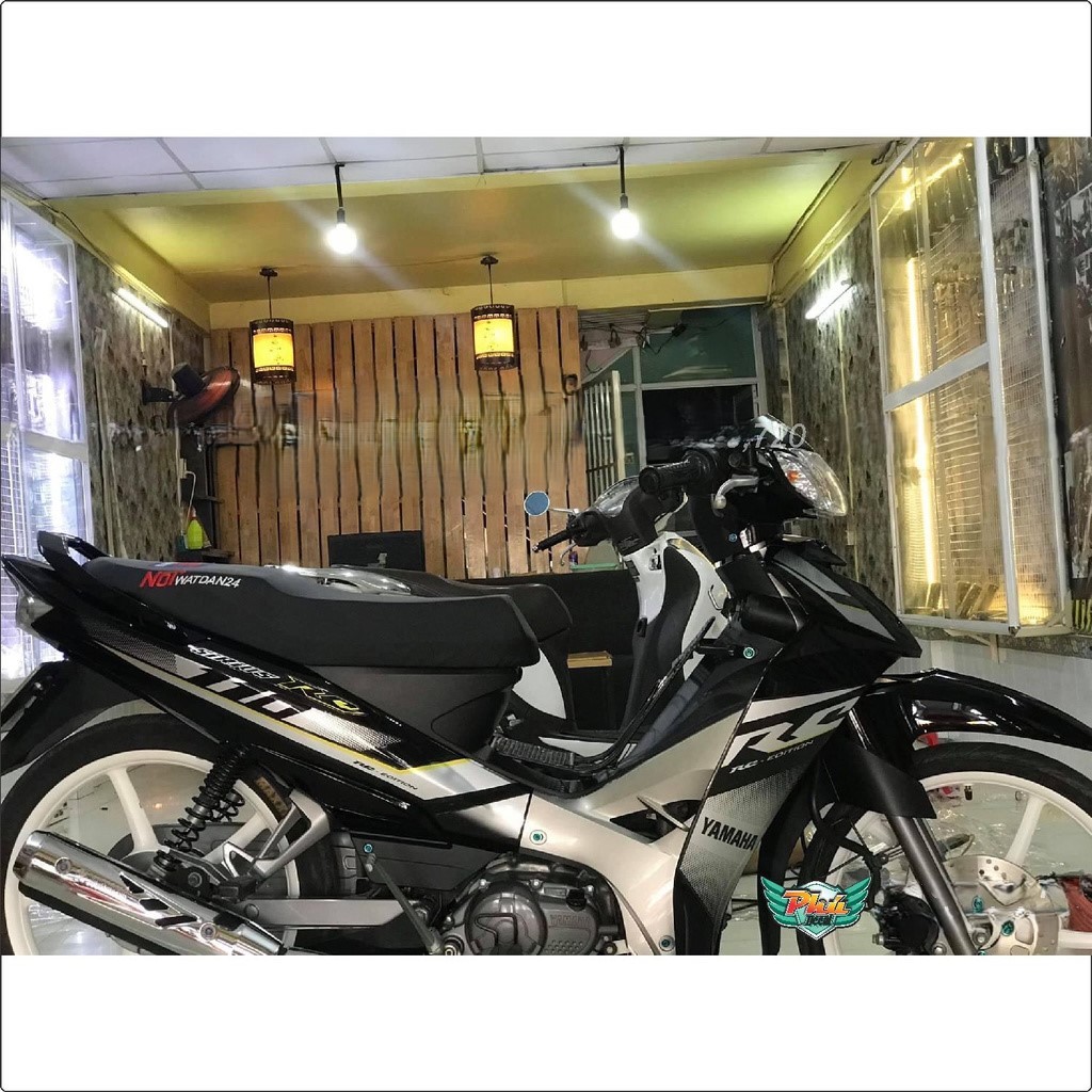 Tem Rời Sirius Rc đen bạc . Decal 3 lớp cao cấp, chống nước, không bay màu