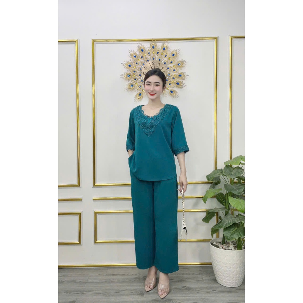 Đồ Bộ Mặc Nhà Thêu Họa Tiết Hoa Lá, Màu Trơn Trung Niên Tặng Cho Mẹ, Tặng Bà - Lụa Mango Mã DB56 - Nhà May Trung Niên