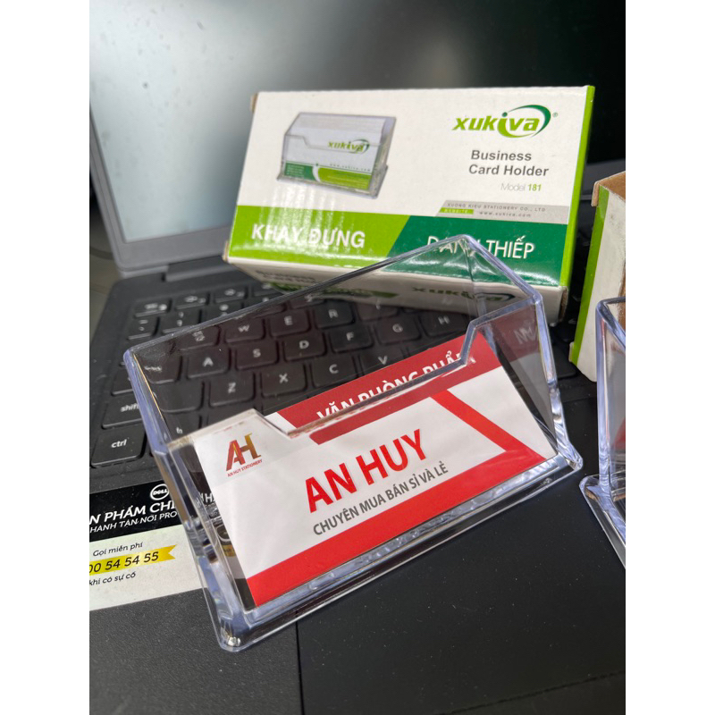 Hộp đựng card để bàn Xukiva
