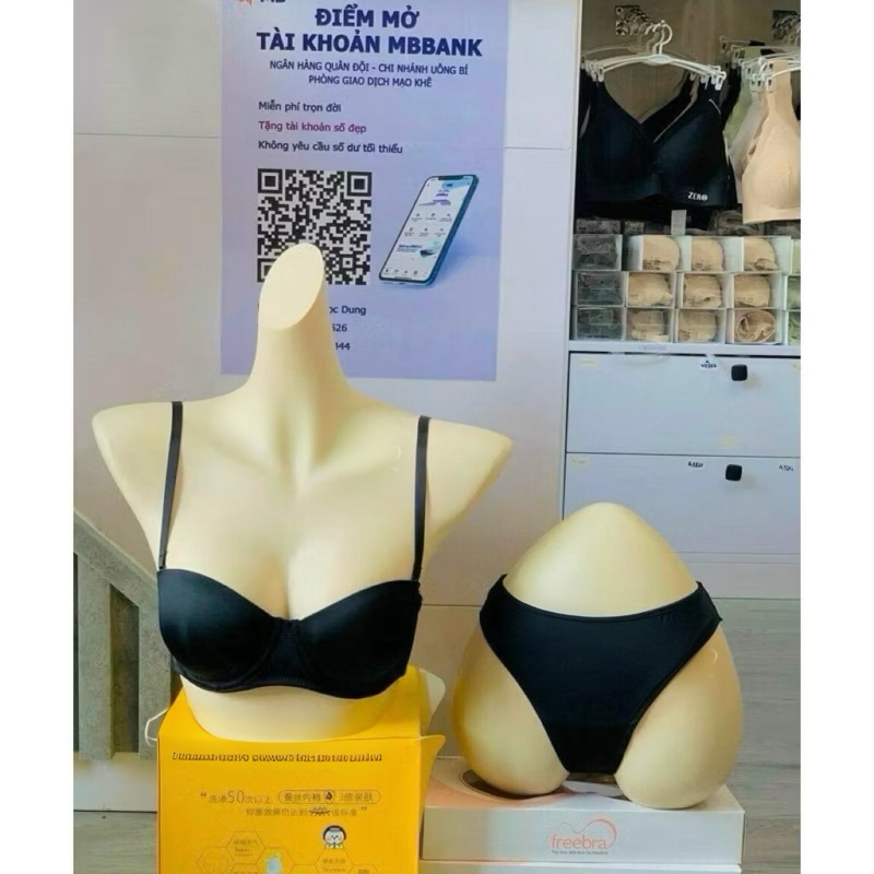 combo manocanh bikini(thân áo,mông tim)