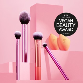 Bộ 4 Cọ Kèm 2 Mút RT Real Techniques Everyday Essentials Plus