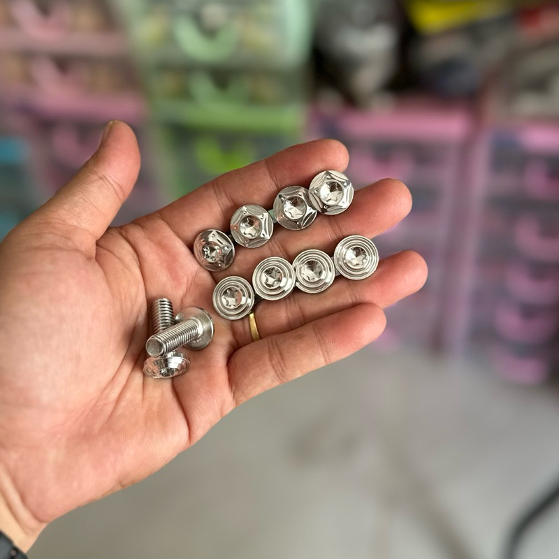 Ốc Đĩa Salaya Inox 304 Gắn Các Dòng Xe