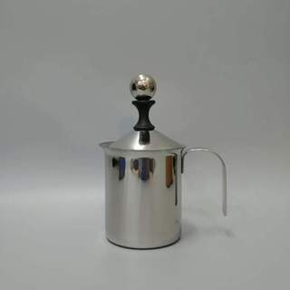 Combo 4 dụng cụ inox đánh sữa (Ca đánh sữa 400ml, Ca rót sữa 350ml, Khuôn, Lọ rắc bột)