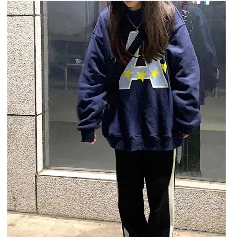 Áo nỉ sweater xanh than in chữ A và sau lưng form rộng tay phồng kiểu dáng oversize nữ tính peonyb