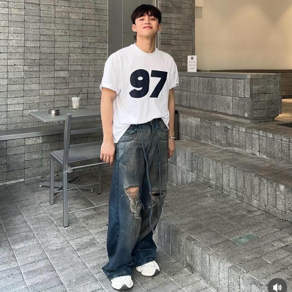 RIPPED WIDE LEG JEANS - Quần jeans rách ống rộng Whose Studio - Kèm dây quần | BigBuy360 - bigbuy360.vn
