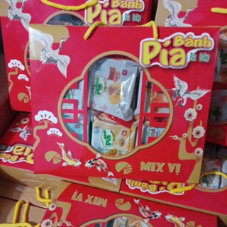  Bánh pía Mix 12 vị Tân Huê Viên 480g kèm giỏ xách. 