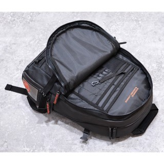 Balo laptop thời trang Superdry Buff Tarp