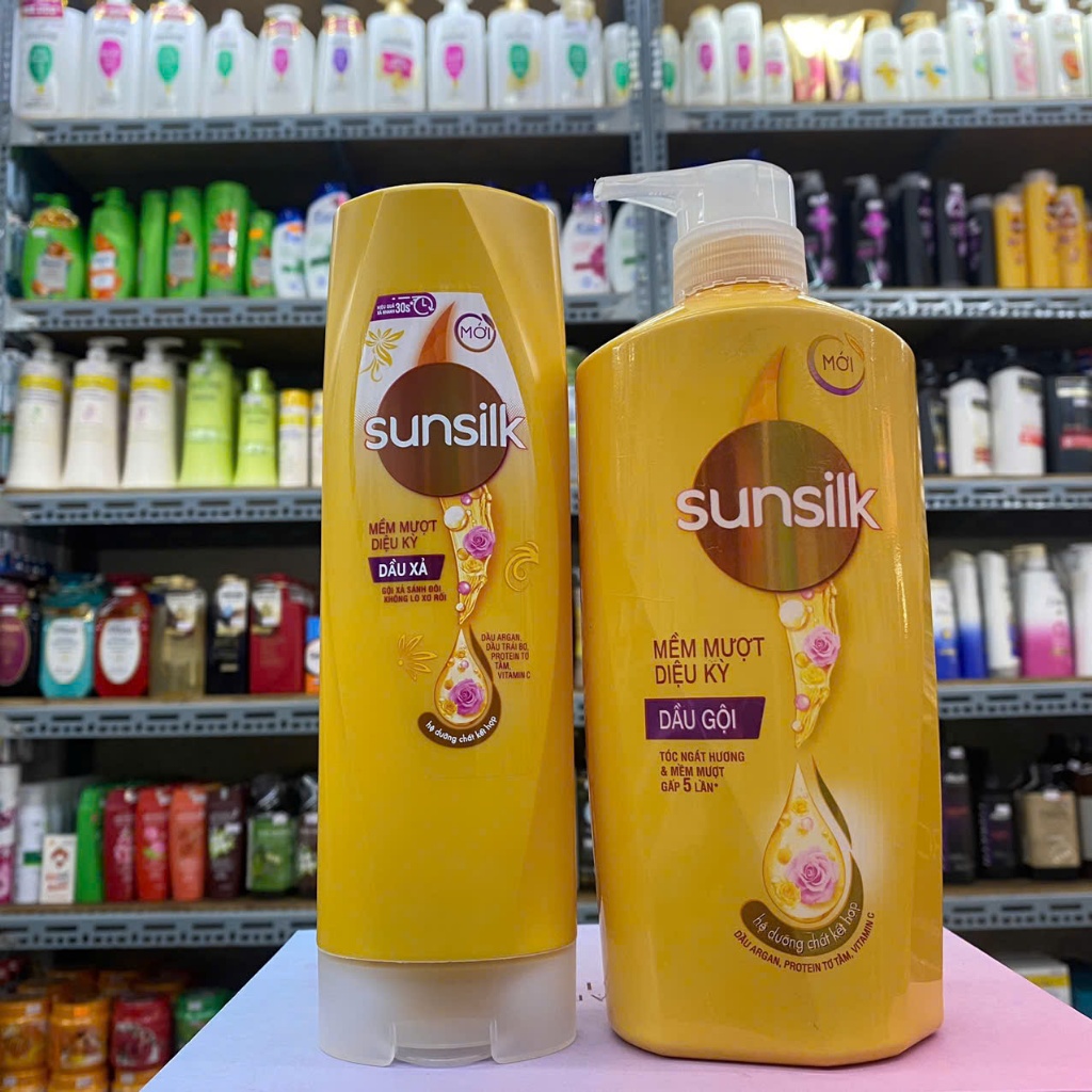 CẶP DẦU GỘI và DẦU XẢ SUNSILK MỀM MƯỢT ( CHAI GỘI 650 G ,CHAI XẢ  320 G )
