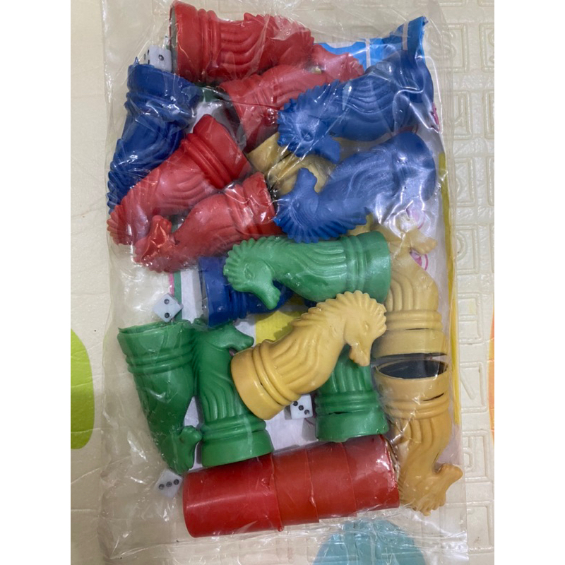 Bộ đồ chơi cá ngựa đẹp 1 bộ