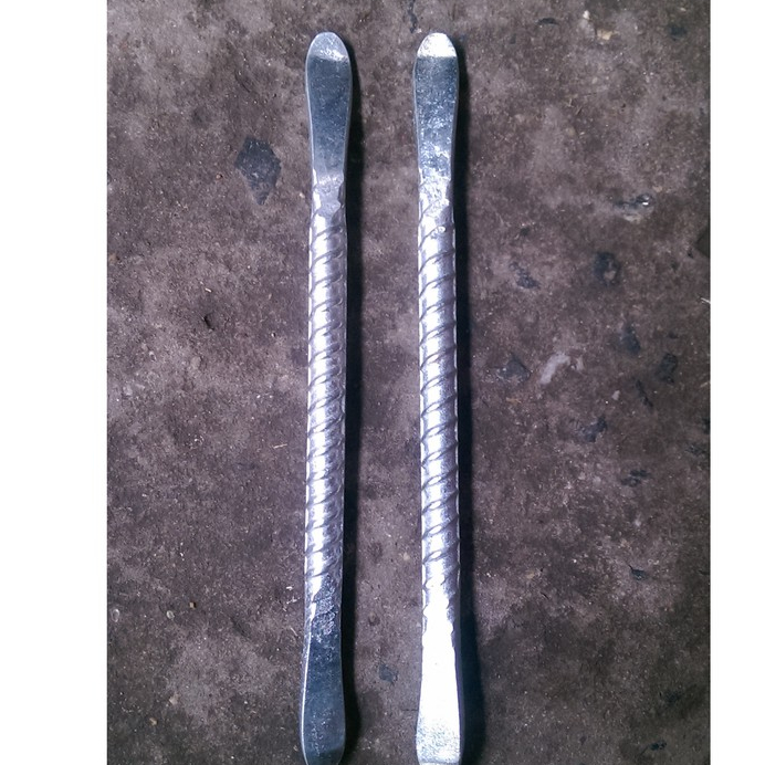 2 Cây nạy lốp Thường