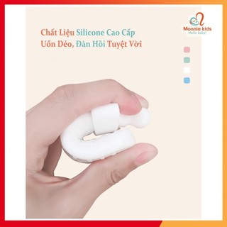 Gặm nướu silicon Simtong Milk Bottle cho bé 3m+, đồ chơi gặm nứu platinum silicone - Monnie Kids