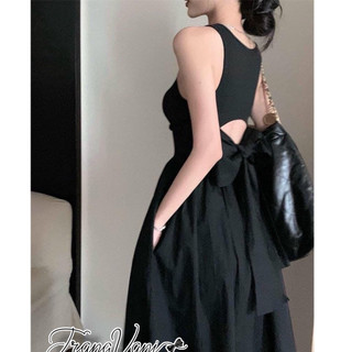 Đầm Maxi Đen Len Tăm Nơ Lưng - D11023