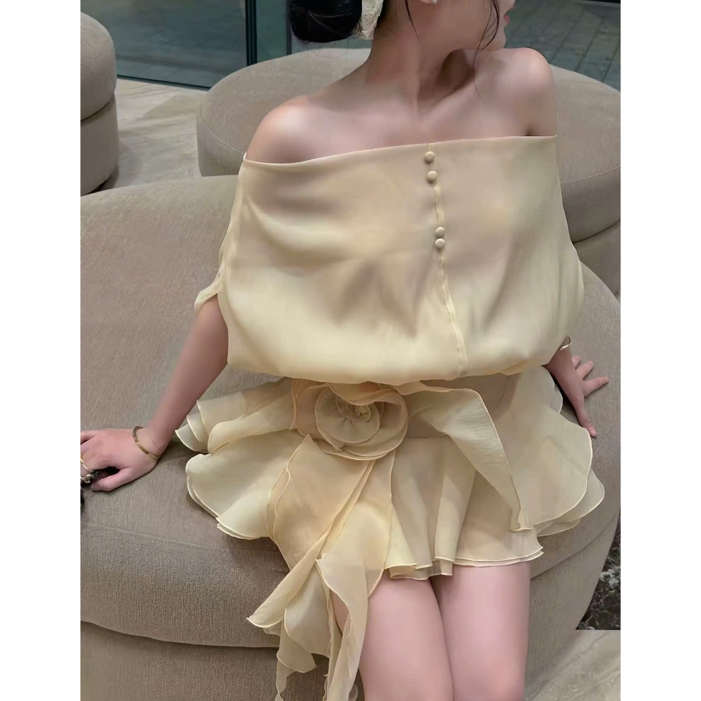 Váy tơ trễ vai hở lưng dáng xoè tà kèm hoa eo, hàng thiết kế may kỹ CEMOS STORE