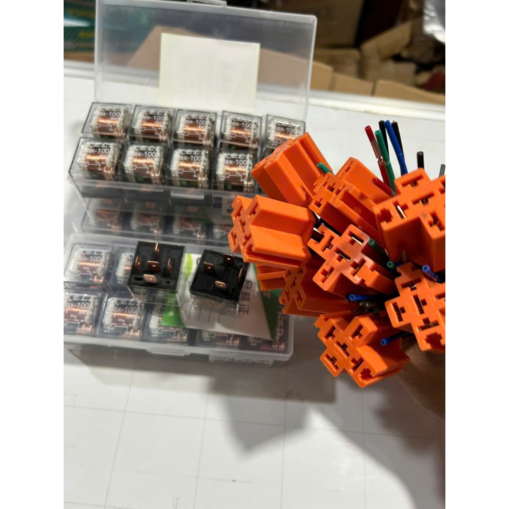 Chân cắm rơ le 4 chân, 5 chân vuông