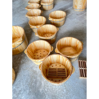 Chậu gỗ ngâm chân loại 1 ( đi kèm bàn lăn)