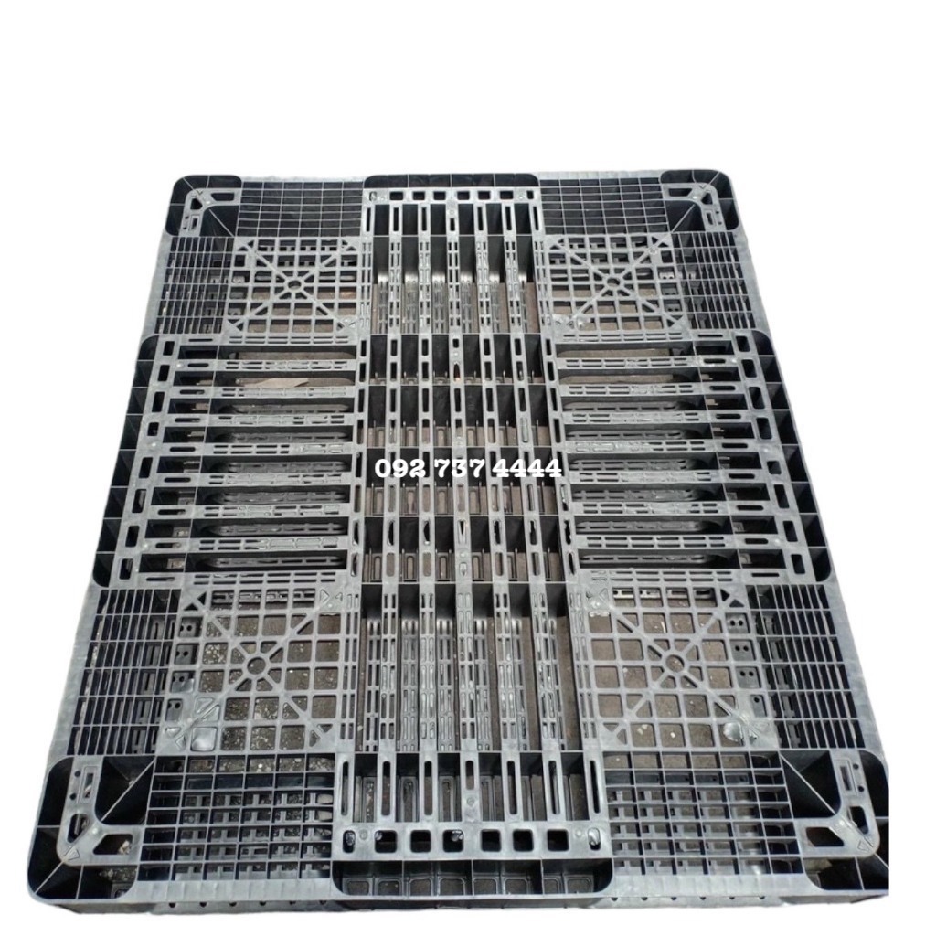 Pallet Nhựa, Pallet 110x110x12 cm, Pallet Nhựa tải trọng 700Kg, Pallet Nhựa Màu Đen, Pallet Nhựa Cũ