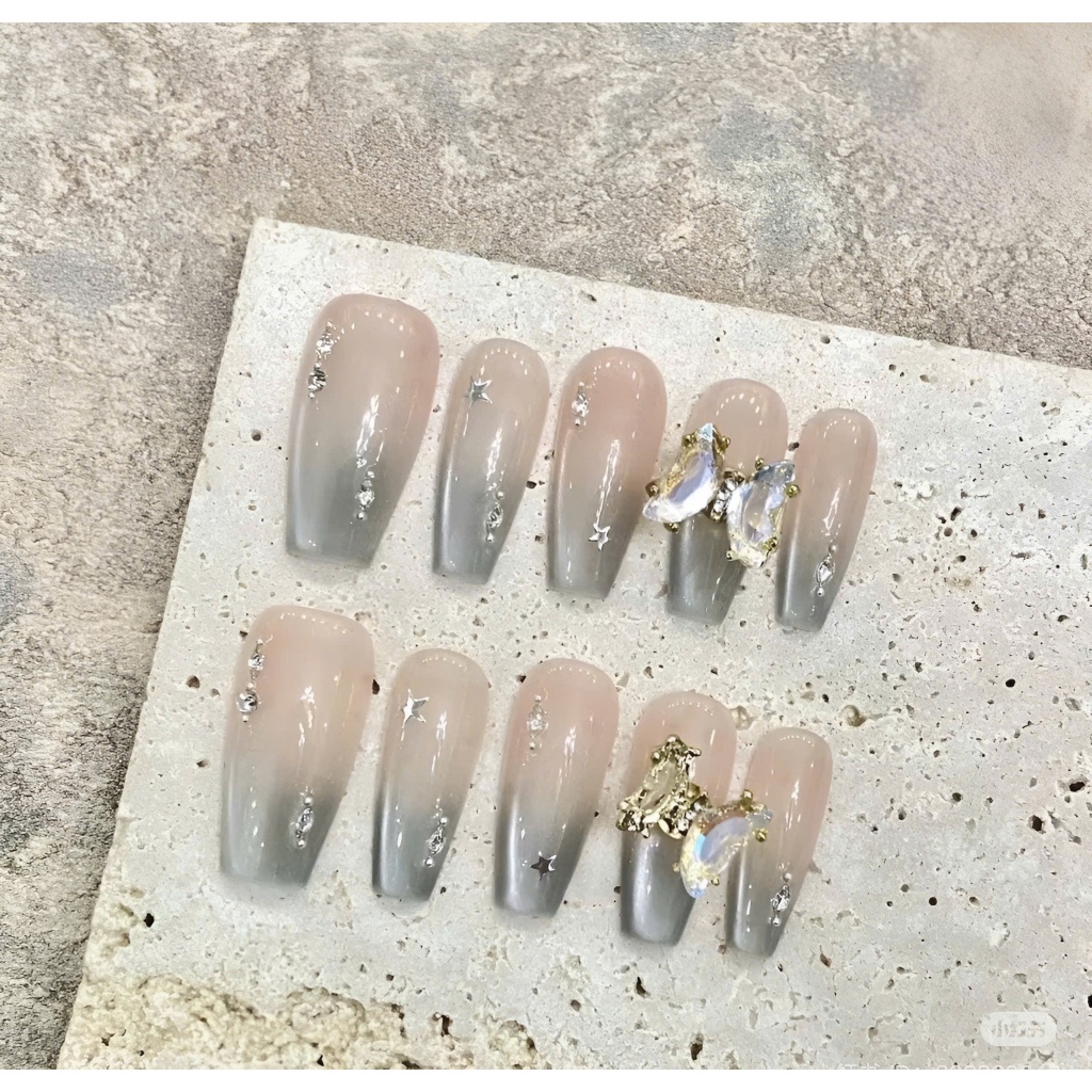 MÃ 737 NAIL BOX MẮT MÈO ÁNH TRĂNG CHAM XOAY 737