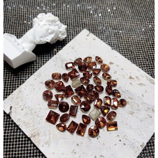 Set đá khối chân nhọn 50 viên mix size- phụ kiện nail đính móng