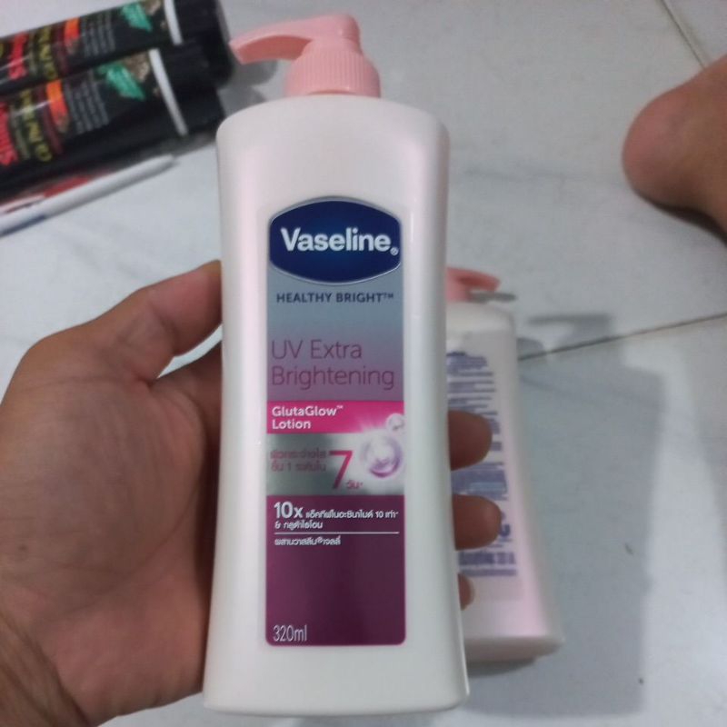 Dưỡng thể Vaseline 320ml 10x