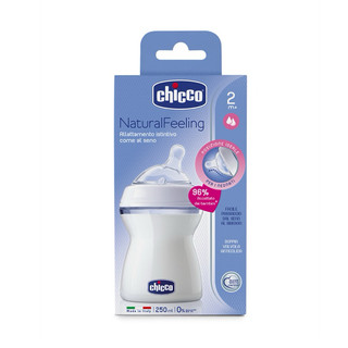 Bình sữa chicco núm nghiêng