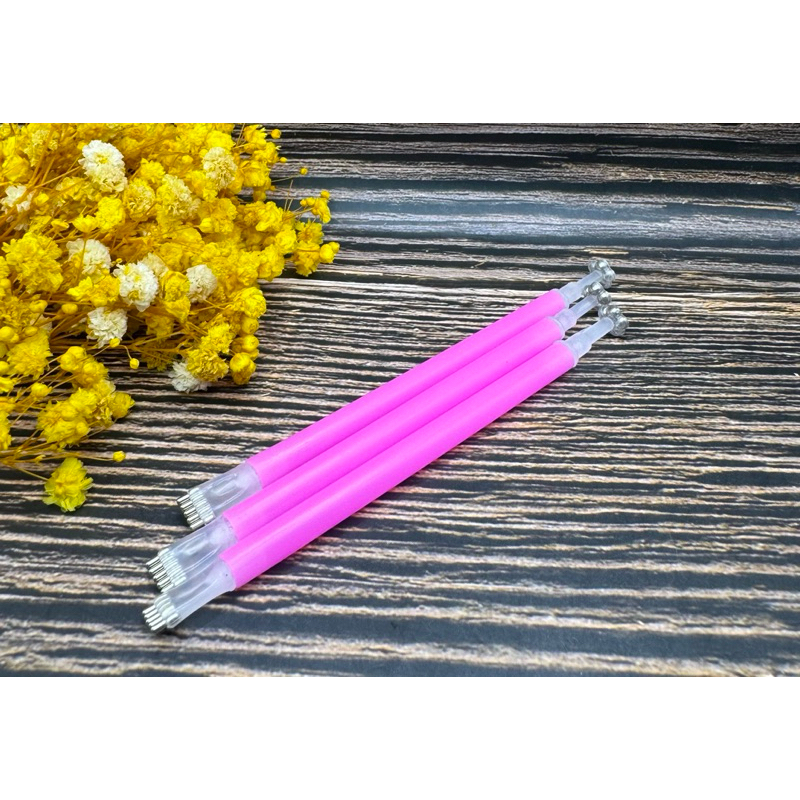 NAM CHÂM MẮT MÈO HƠ MÓNG NAIL