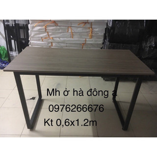 Bàn làm việc chân sắt u