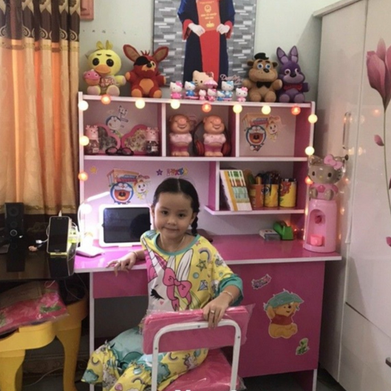 Bàn học liền kệ okal cho bé (có giao sau giờ hành chính)