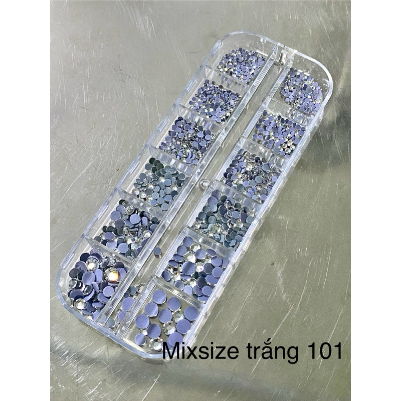 Đá YHB Màu Trắng 101 ( loại 1 ) mixsize