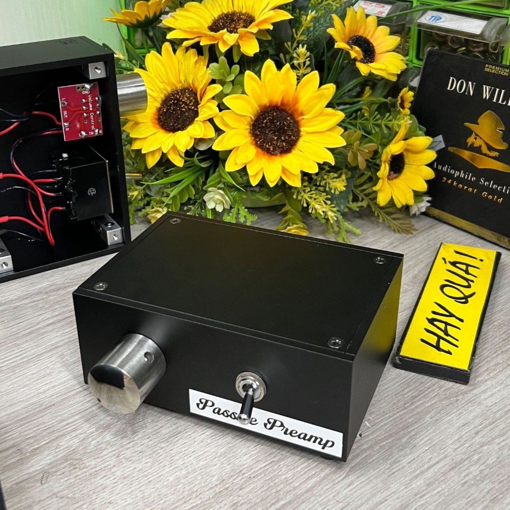 Hộp Passive Preamp selector line RCA 2 vào 1 ra có Volume chuyển đổi tín hiệu âm thanh ngõ RCA