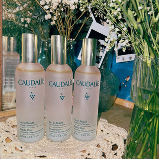 Xịt dưỡng Caudalie eau de beaute
