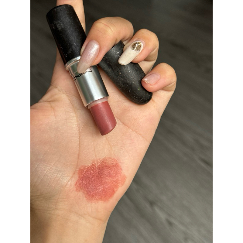 Son MAC Màu Nude pass