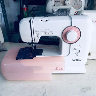 MÁY MAY MINI GIA ĐÌNH BROTHER NHẬT BẢN