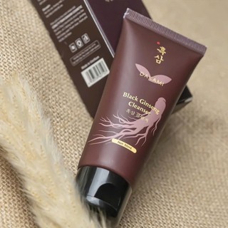Sữa Rửa Mặt Nhân Sâm Đen Dakami Chính Hãng 50ml