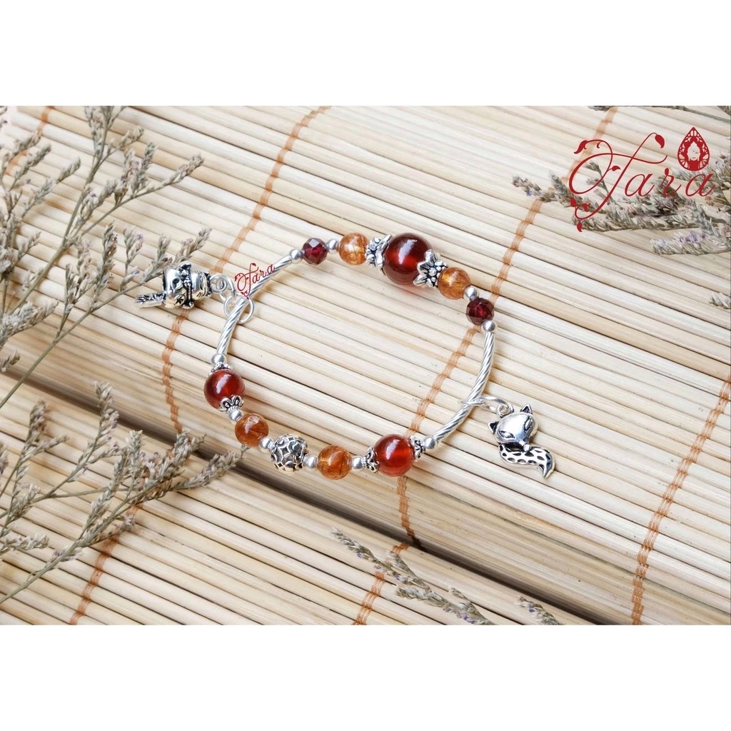 Vòng tay phối charm bạc Mèo may mắn