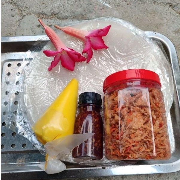 combo 300g bánh tráng 100g muối tép hành phi 100g bơ béo 50g sốt tắc 50g