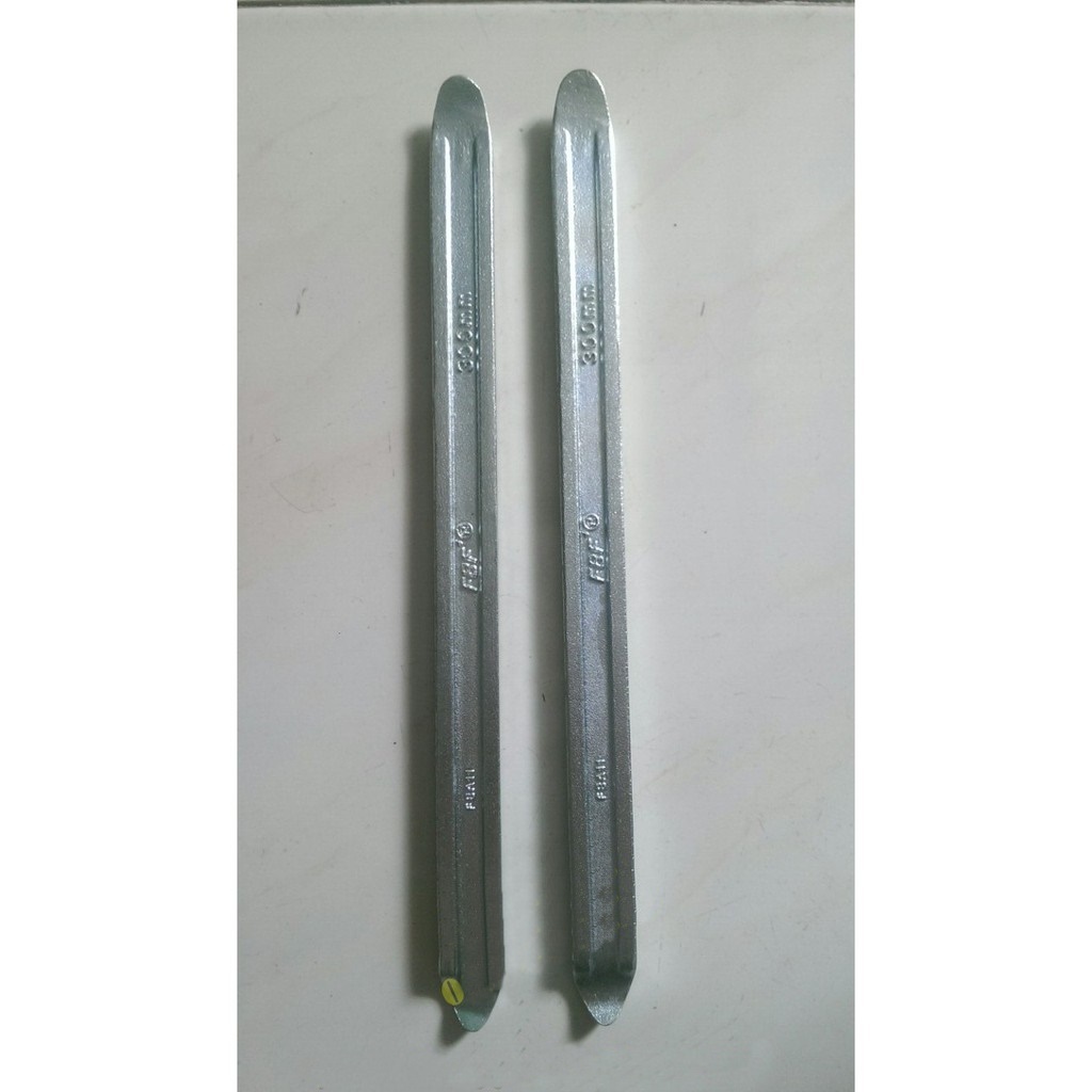 2 Cây nạy lốp xe loại dài 300mm