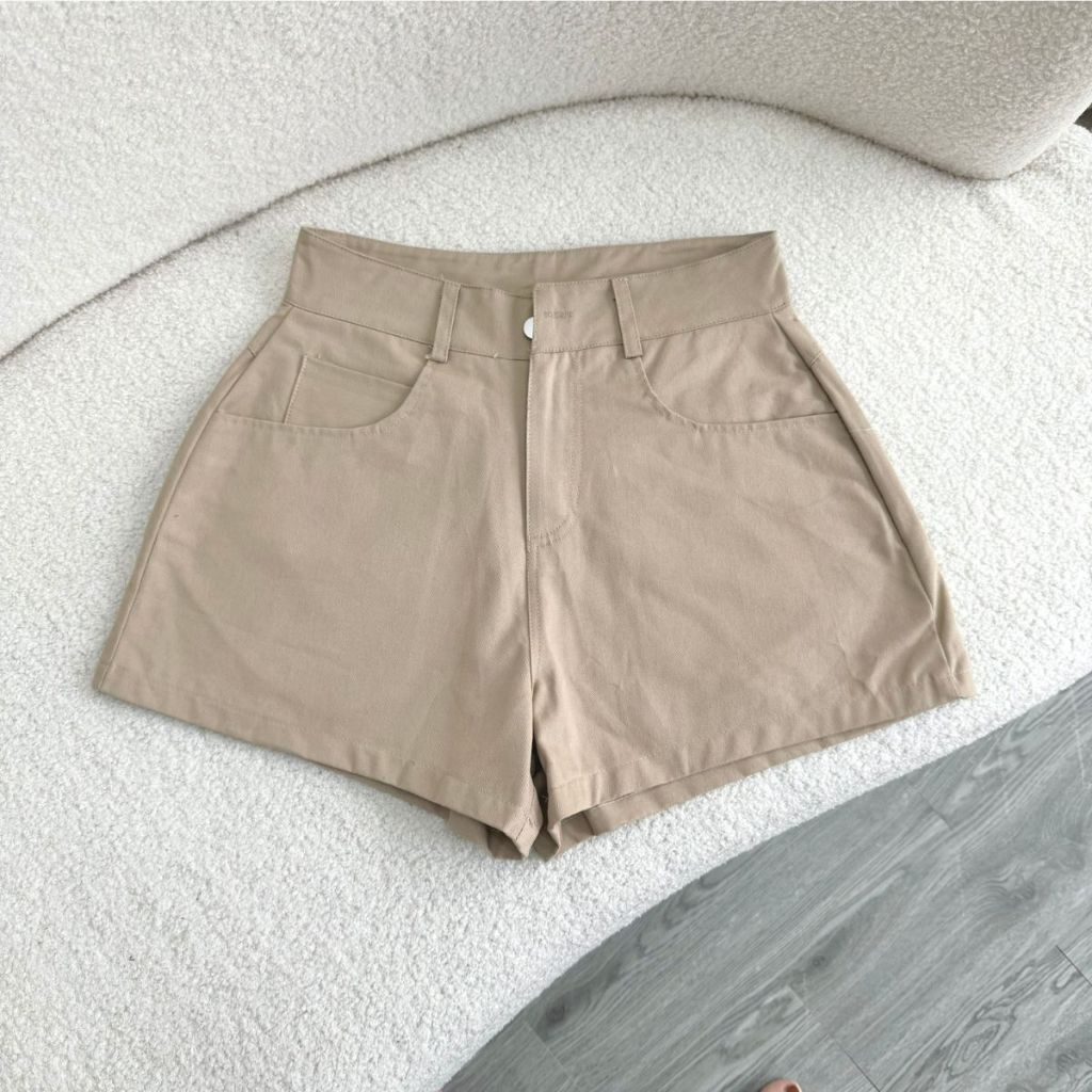 Quần Đùi Ống Rộng Bigsize Nữ,Quần Short Kaki Dáng Chữ A Trơn Lên Phom Tôn Dáng Q502 | BigBuy360 - bigbuy360.vn