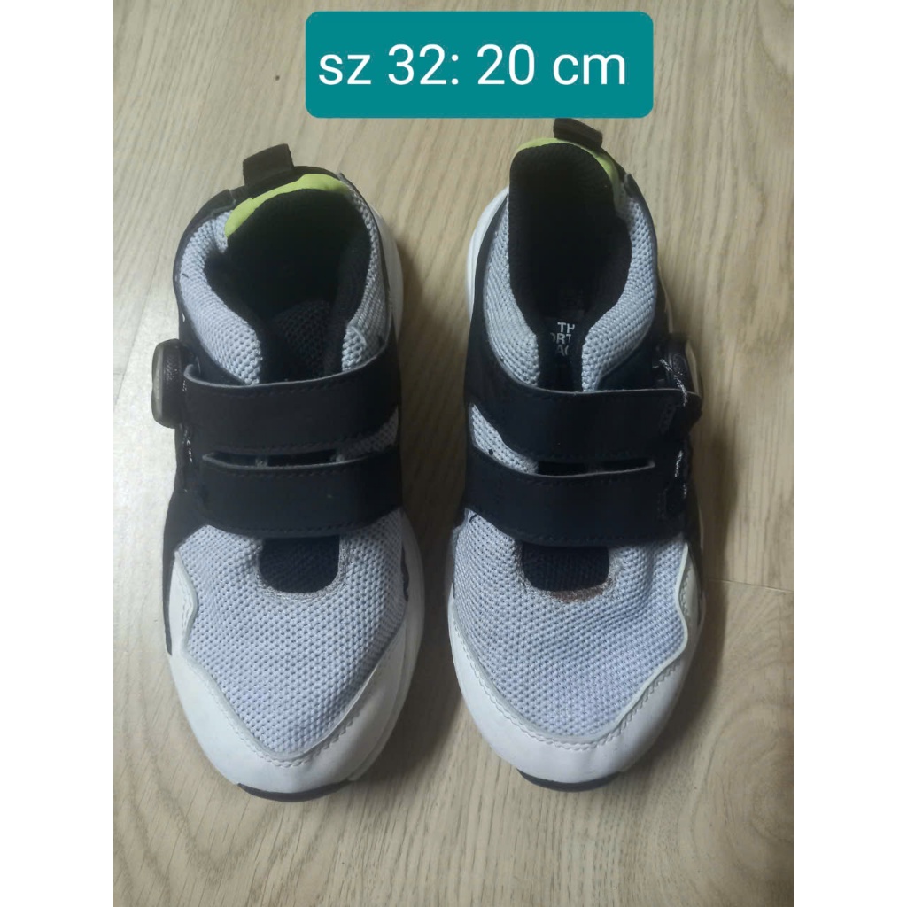 giày thể thao size 32 MS14