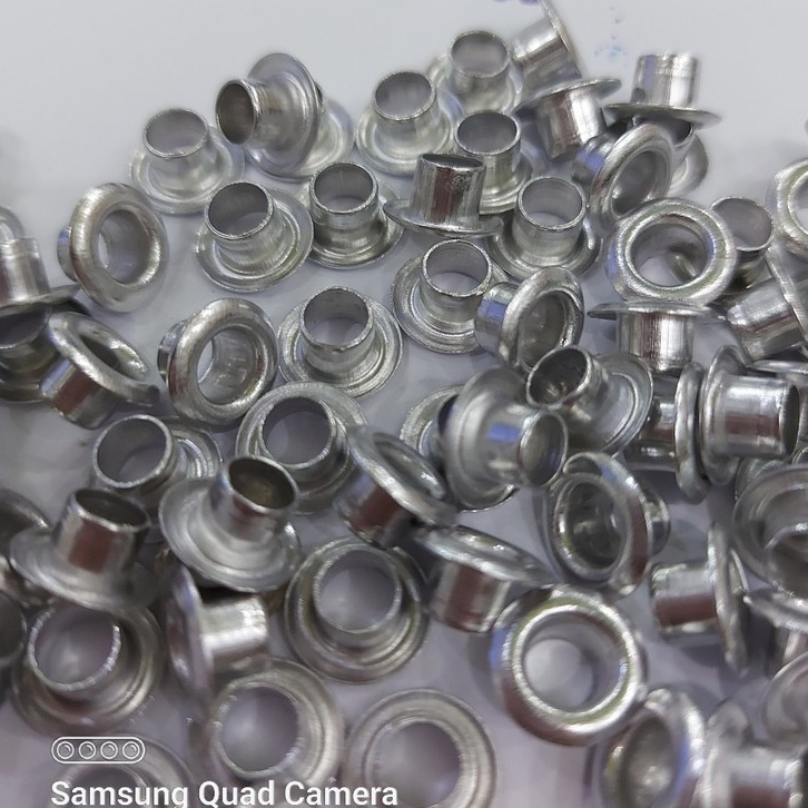 Khoen mắt cáo 5mm Khuy mắt cáo bấm giày bata, bấm túi giấy, bấm bao bì Bằng NHÔM Túi 100 cái Không l