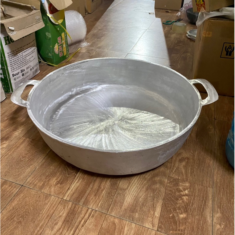 Chảo gang đúc thủ công lớn nhất đường kính 57cm