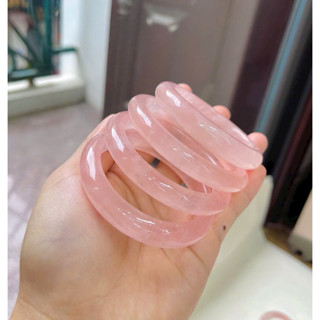 Vòng tay bản hẹ Thạch Anh Hồng chất trong đẹp sang trọng thanh lịch Có Kiểm Định